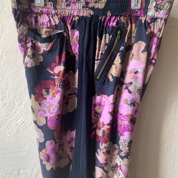 Anthropologie Lilka Huntington Beach Pants - Picture 12 of 12